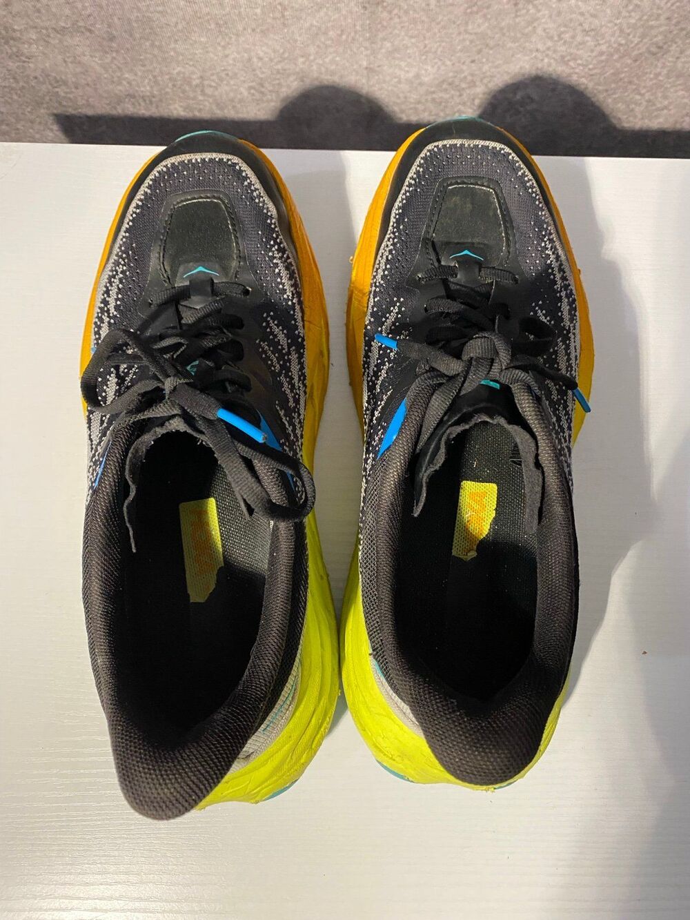 HOKA Speedgoat 5 Women's Trail Running Shoes Size 9B Vibram Megagrip Black - Picture 5 of 8